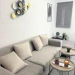 Renos New Fabulous فيلة