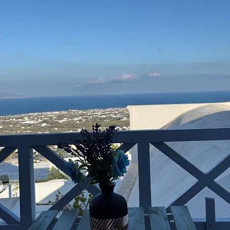 Renos New Fabulous Villa Fira (Santorini)